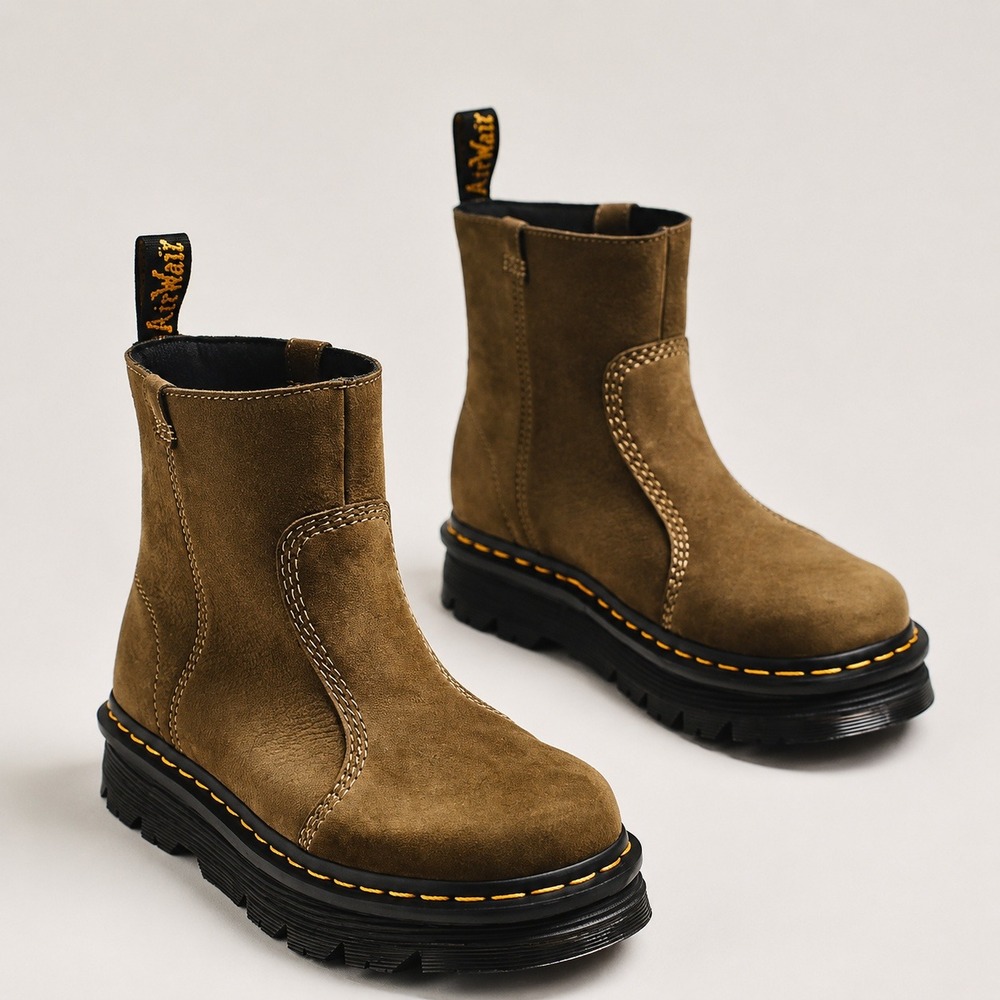 NWT Dr. Martens Doc Women 9 Zebzag Rigger Ankle Boots Platform Military Green